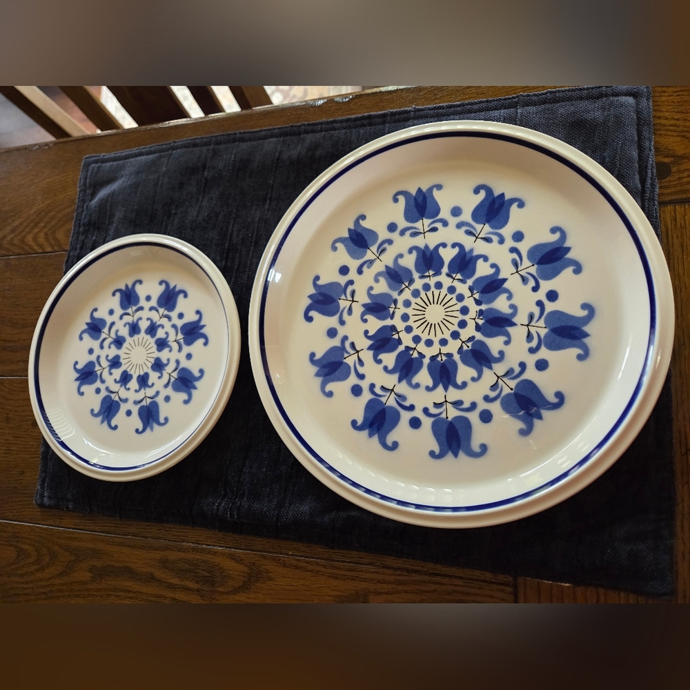 Vintage Mikasa Light 'N Lively "Windmill" Dinner Plate & Lunch Plate
